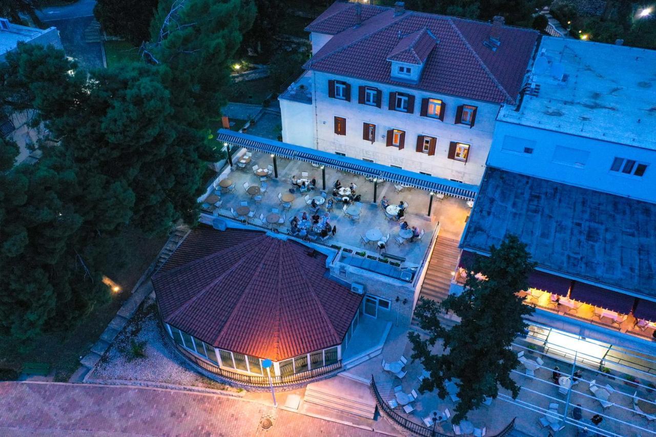Hotel Val All Inclusive Доньї-Сегет Екстер'єр фото